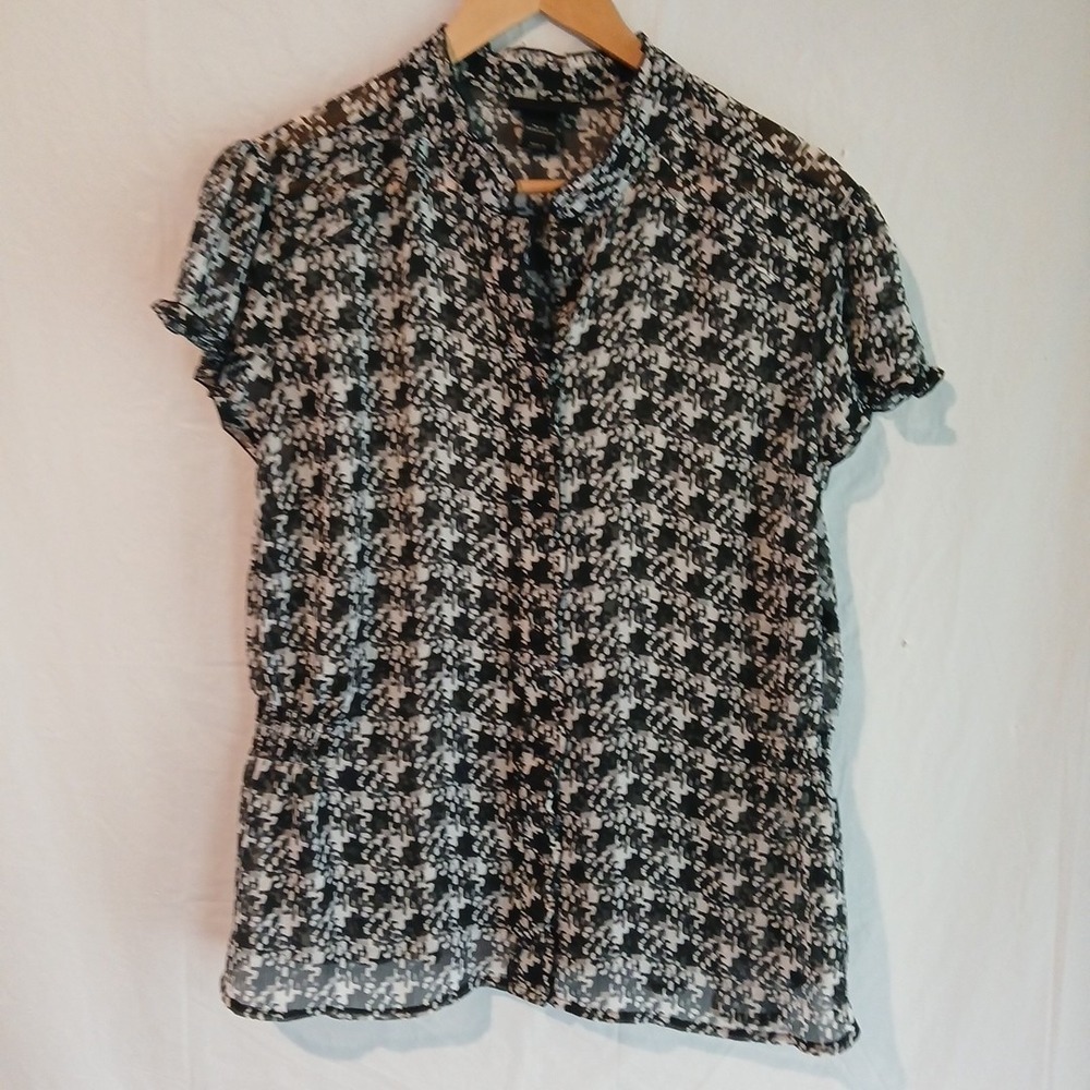 Lane Bryant Sheer Black & White Blouse Size 18/20 Button-down Cinched Waist